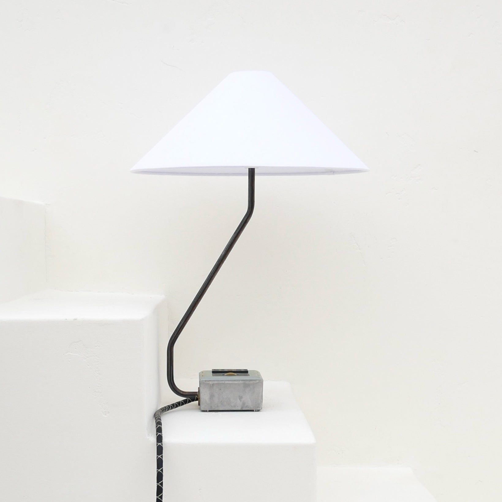 EUGENE FADE Smart USBC/DUAL USBC 36W PD Surge Protected Table Lamp Raw Metal