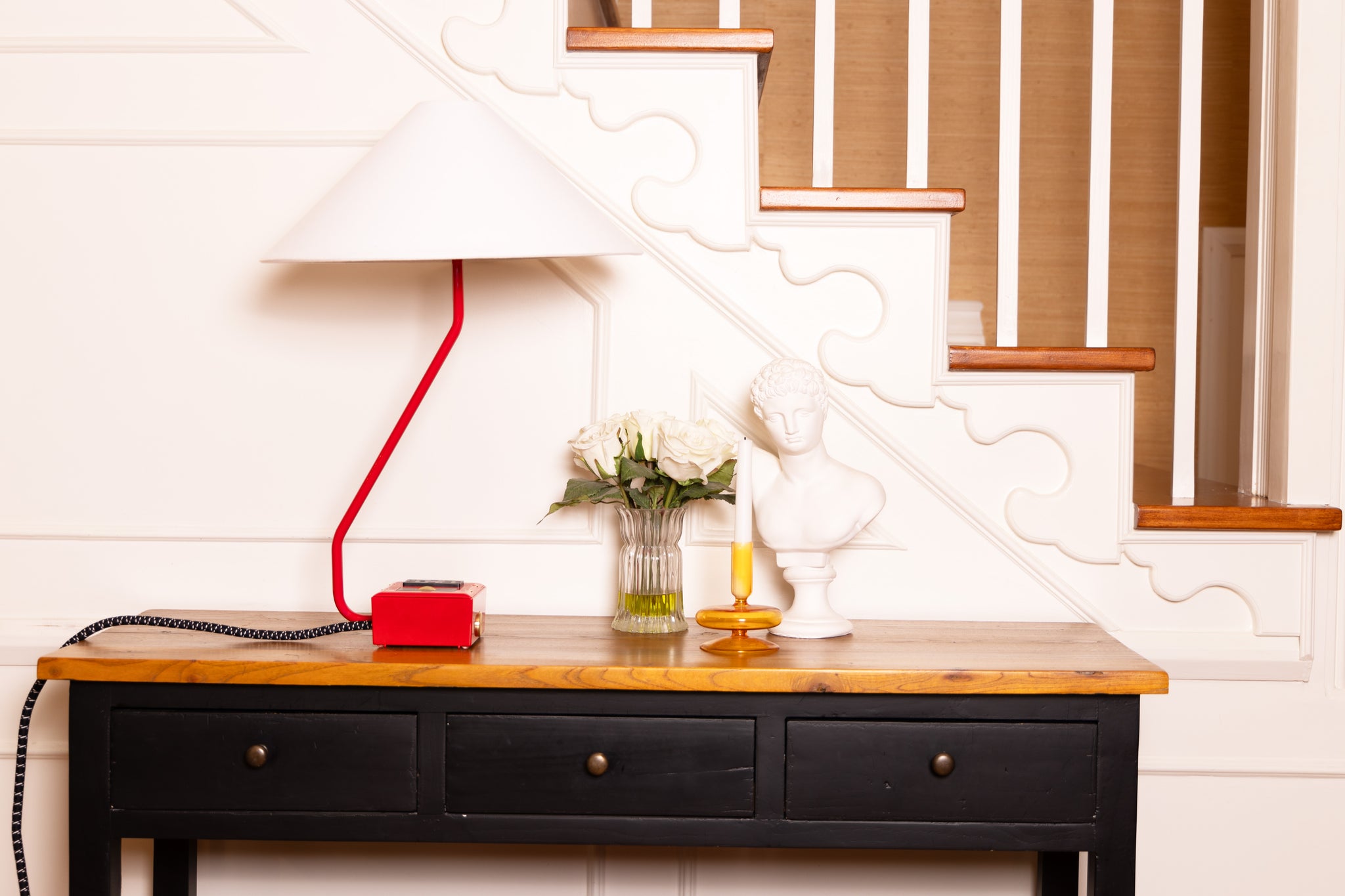 EUGENE FADE Smart DUAL USBC PD Surge Protected Table Lamp Bottle Rocket Red