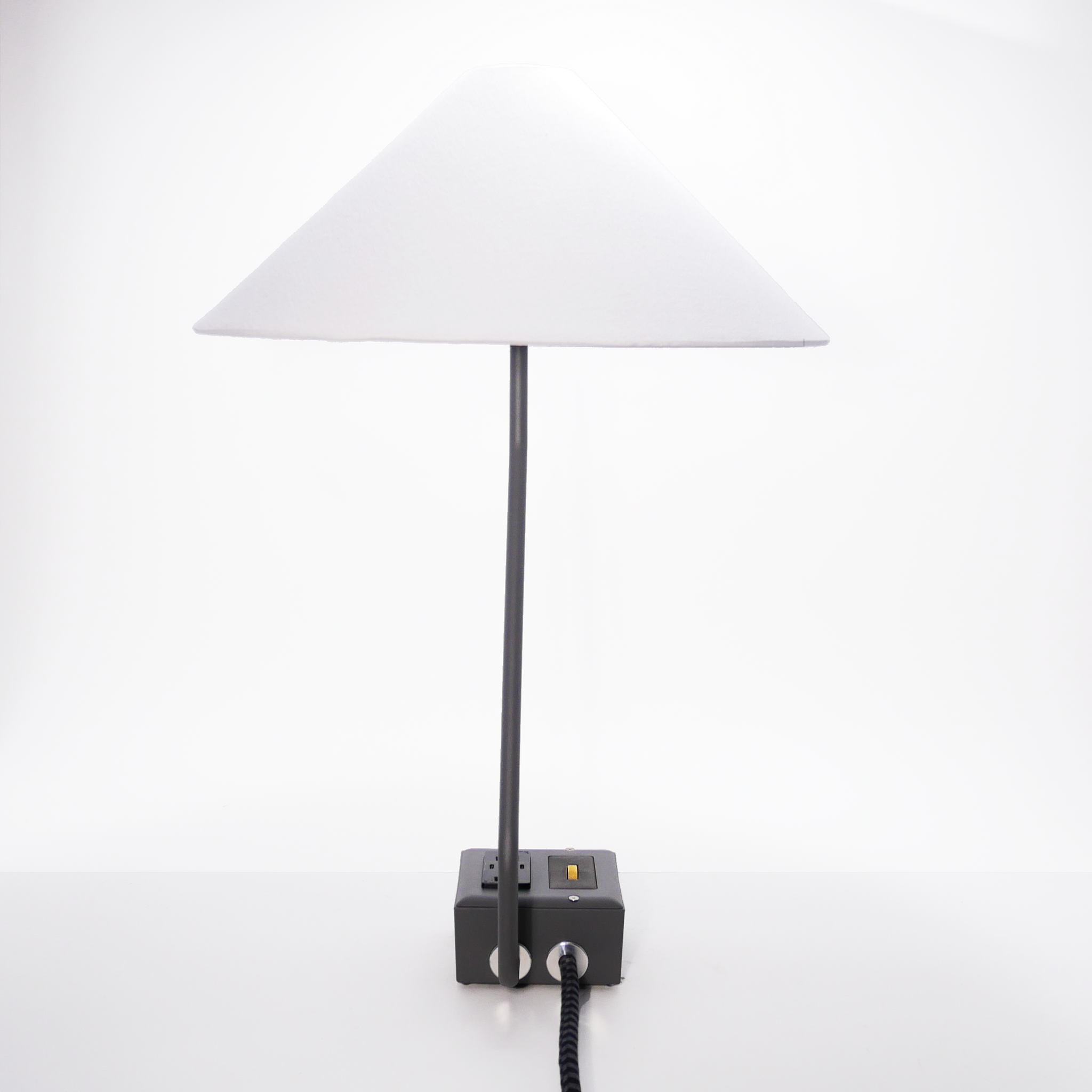 EUGENE FADE Smart USBC/DUAL USBC 36W PD Surge Protected Table Lamp Humboldt Fog Gray