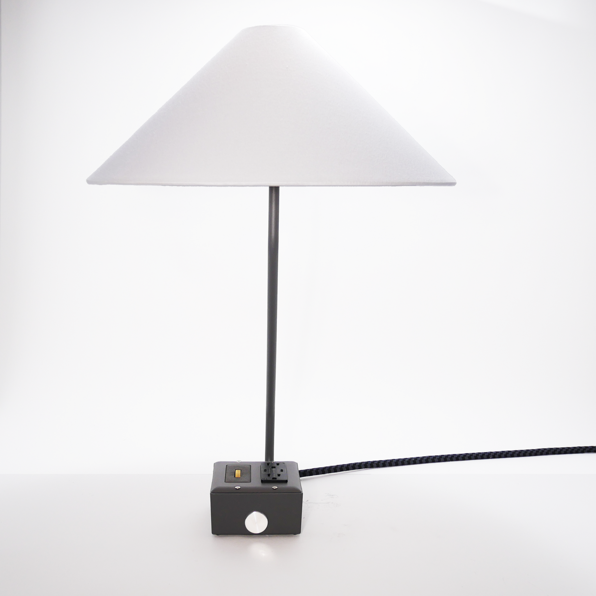 EUGENE FADE Smart USBC/DUAL USBC 36W PD Surge Protected Table Lamp Humboldt Fog Gray