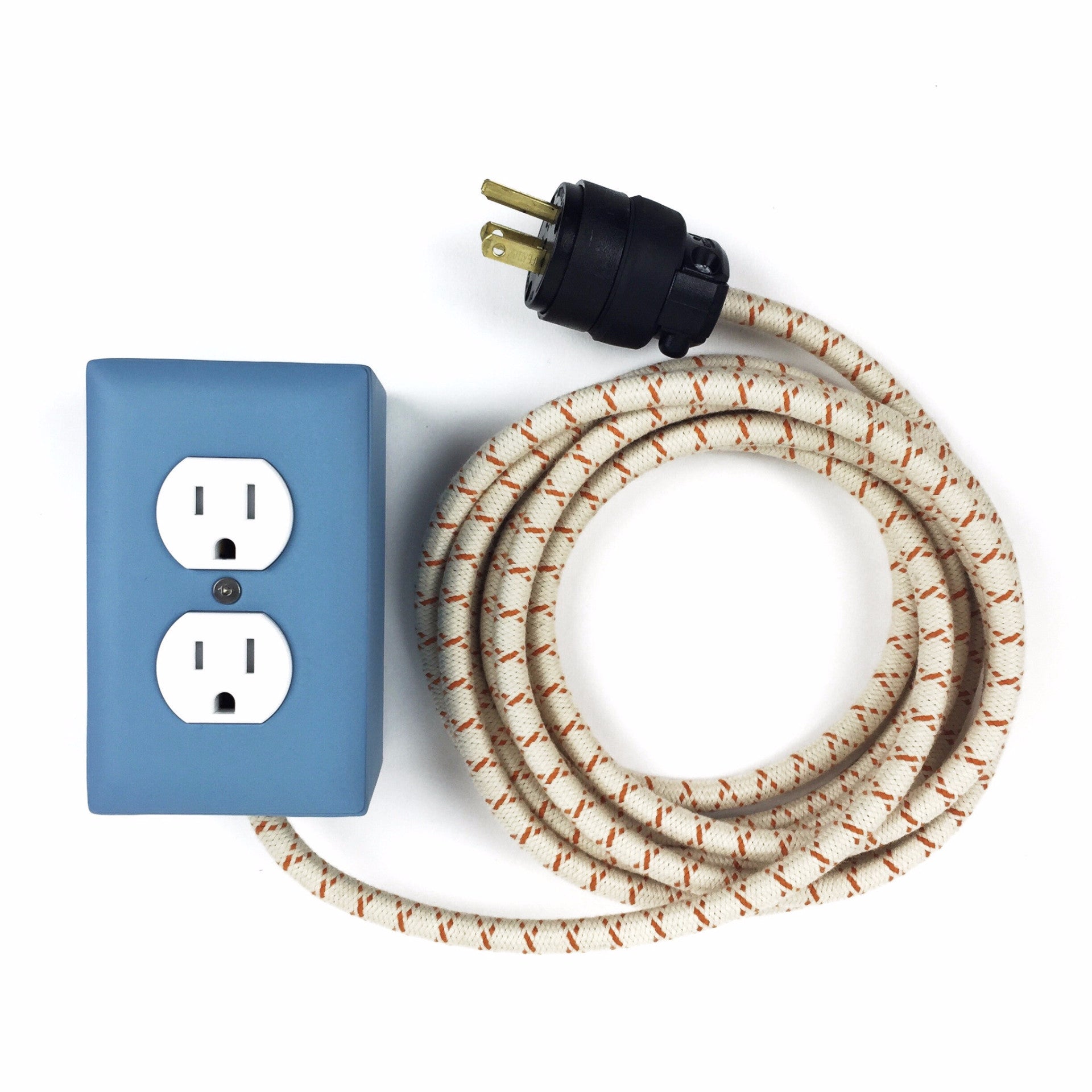 New! Martha Blue Extō - A Modern Dual-Tamper-Resistant Outlet, 15-AMP Extension Cord