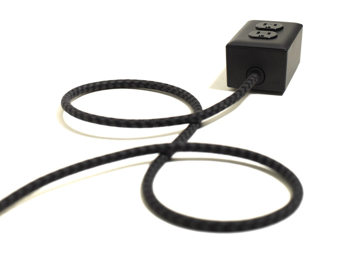 Extō Carrara (Matte) Black - A Modern Dual-Tamper-Resistant Outlet, 15-AMP Extension Cord