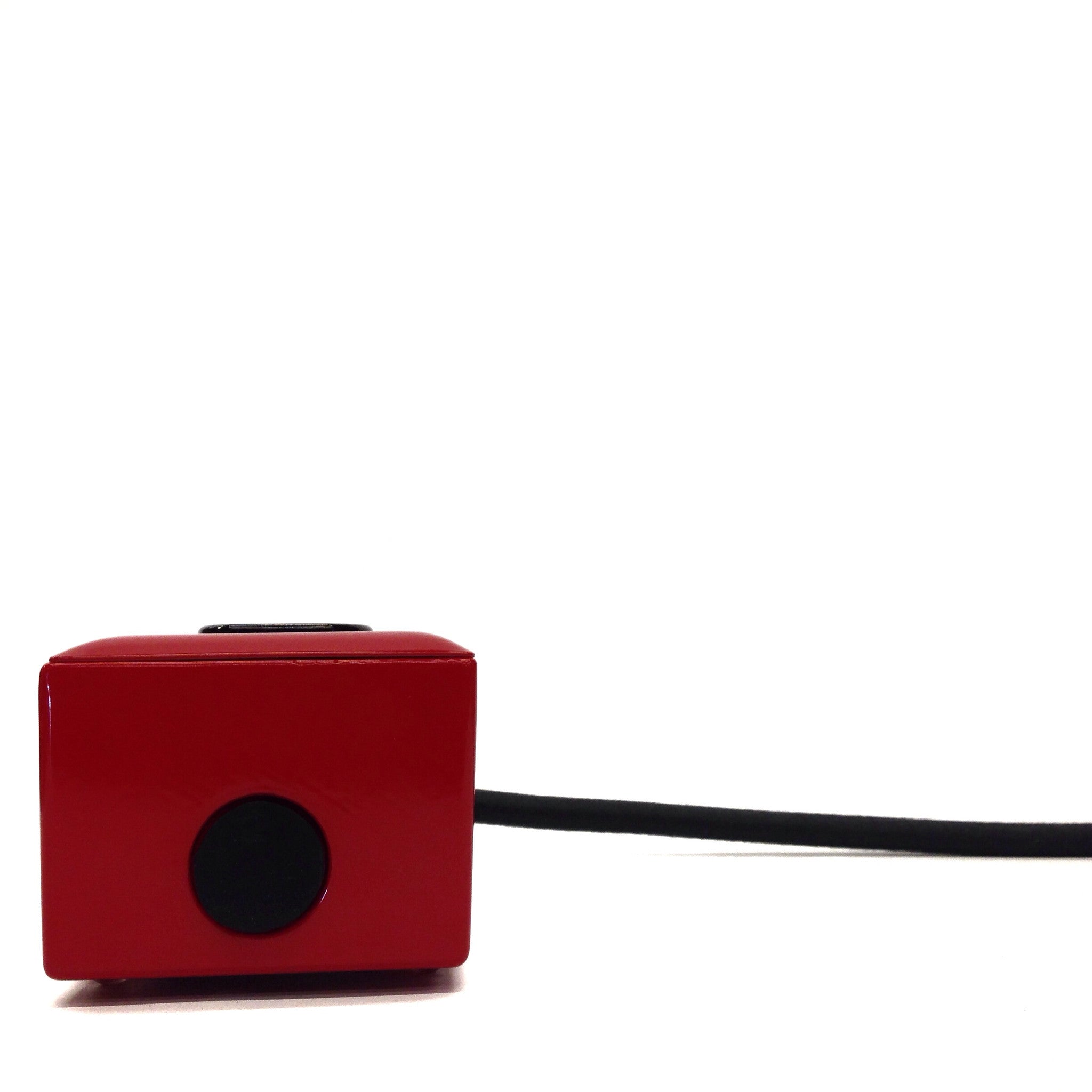 Extō Charcoal Red - A Modern Dual-Tamper-Resistant Outlet, 15-AMP Extension Cord