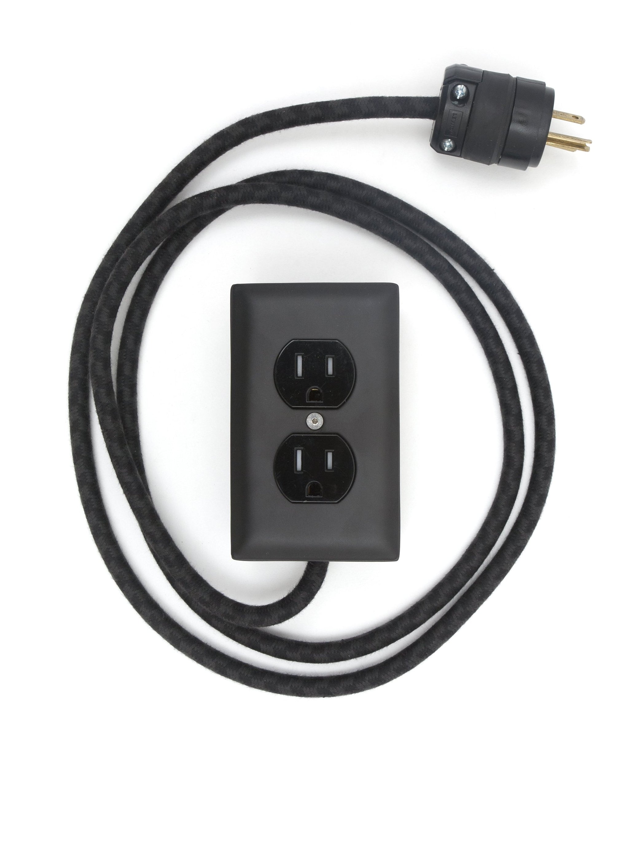 Extō Carrara (Matte) Black - A Modern Dual-Tamper-Resistant Outlet, 15-AMP Extension Cord