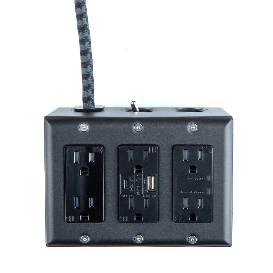 Carrara (Matte) Black 6Ft Extō Surge 900 Smart Chip USB / USB Type C Surge-Protected 6-Outlet Power Strip