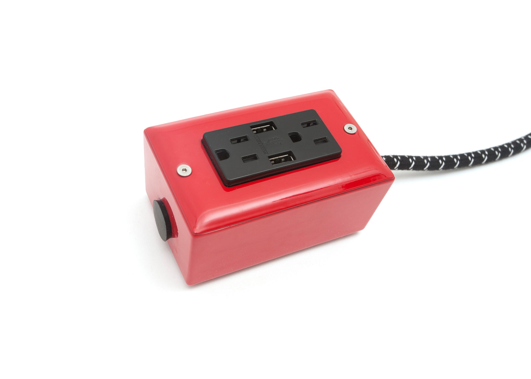 The First Smart Chip Extension Cord - 12' Extō Dual-USB, Dual-Outlet - Bottle Rocket Red