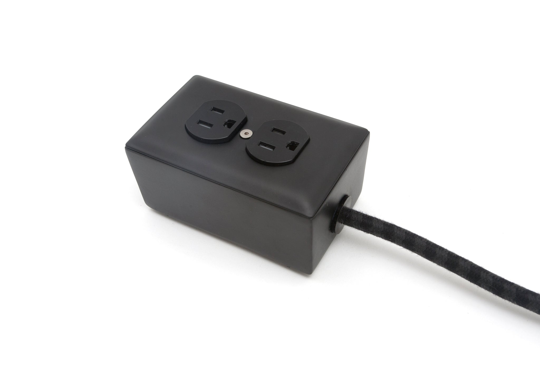 Extō Carrara (Matte) Black - A Modern Dual-Tamper-Resistant Outlet, 15-AMP Extension Cord